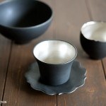 陶器祭りで手に入れた木下和美さんの黒釉銀彩の和食器。