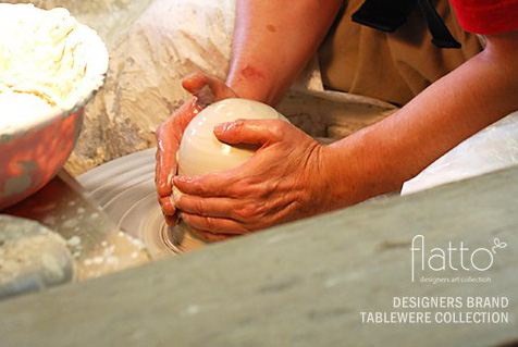 水野幸一さんのろくろ実演　成形