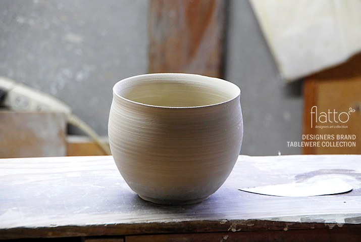 水野幸一さんのろくろ実演　削り