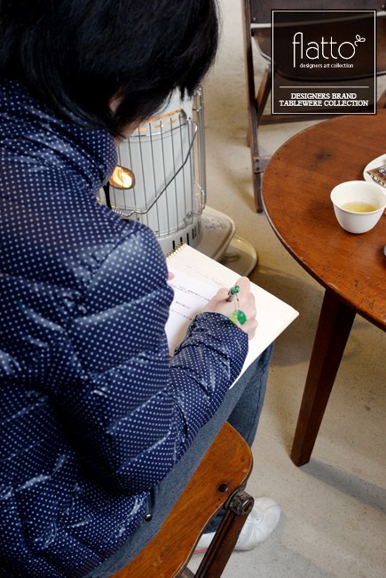 インタビューをまとめるflatto店主