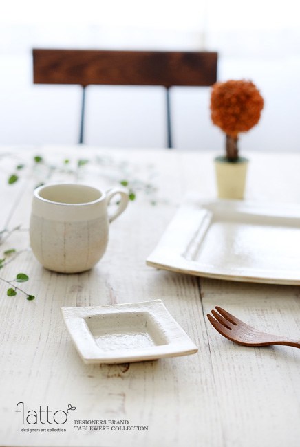 和食器の作家・古谷浩一さんの鉄散 押型正角豆皿