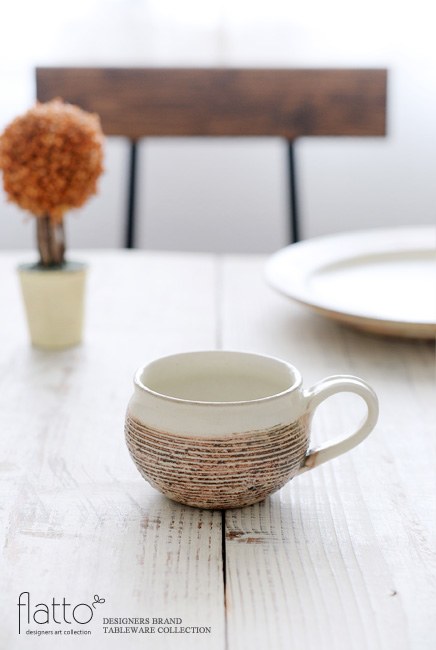 古谷浩一の渕荒横彫コーヒーカップ