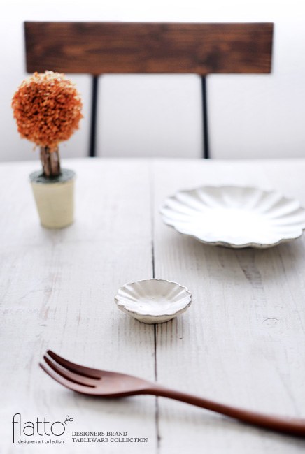 加藤祥孝「粉引 輪花はしおき」