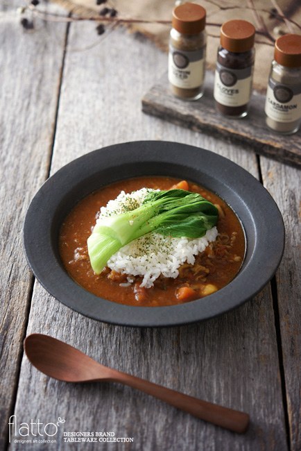 スナオホームの器（トマトカレー）