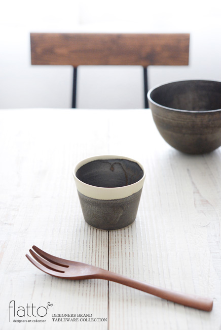 トキノハ 「shiro-kuro 蕎麦猪口カップ（縁白）」