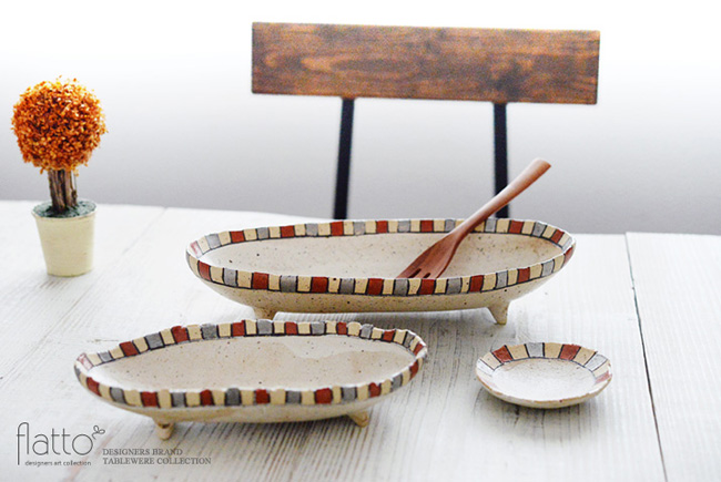 トキノハ「iroe粉引色絵楕円鉢(S・縞・赤銀)」