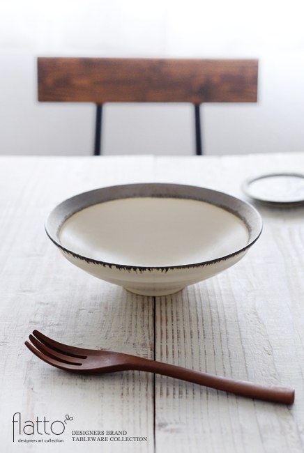 トキノハ shiro-kuro6寸鉢(縁黒)