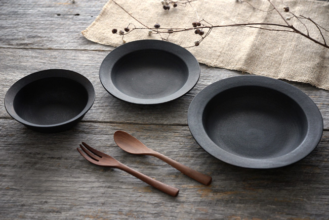 深皿とリムボウル