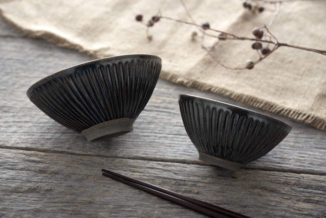 市野耕さんの蜜柑釉の器