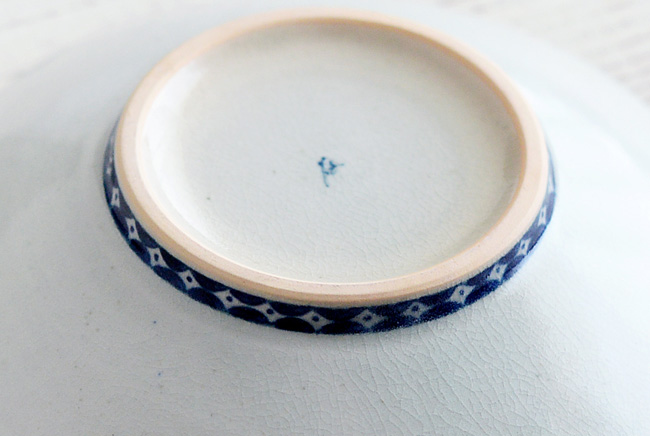 石井桃子さんの器の高台のデザイン