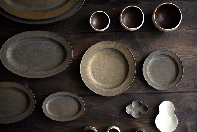 竹口要さんの砂金のうつわ