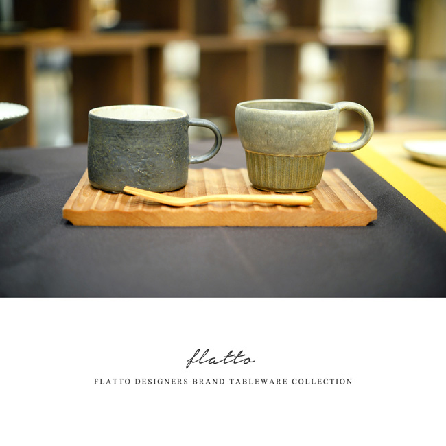 加藤裕章さんと福井亜紀さんのマグカップ