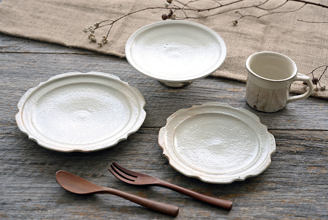 古谷浩一さんの新登場の和食器