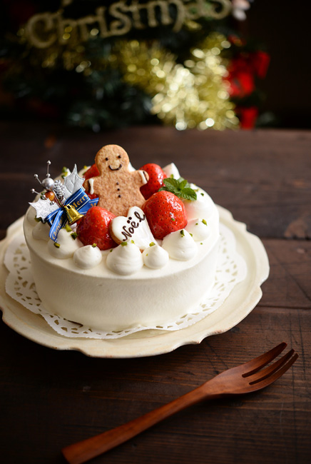 古谷浩一さんの和食器クリスマスケーキ