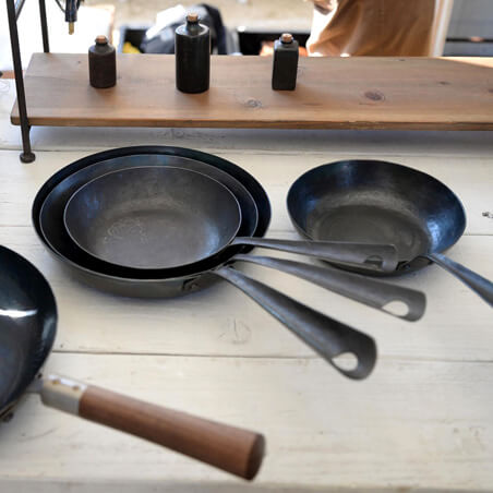 羽生直記さんのフライパン