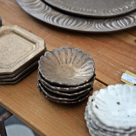 京都・五条坂陶器まつりの作家・村上直子さんの器