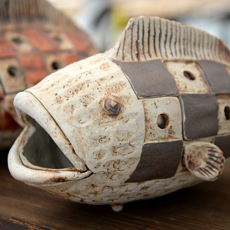 京都・五条坂陶器まつりの作家・宮崎孝彦さんのオブジェ