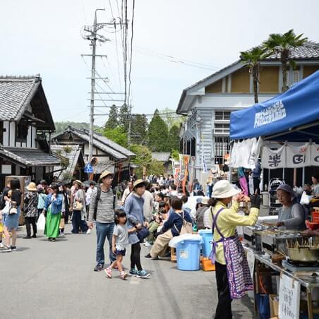 長谷園周辺の味のある街並み